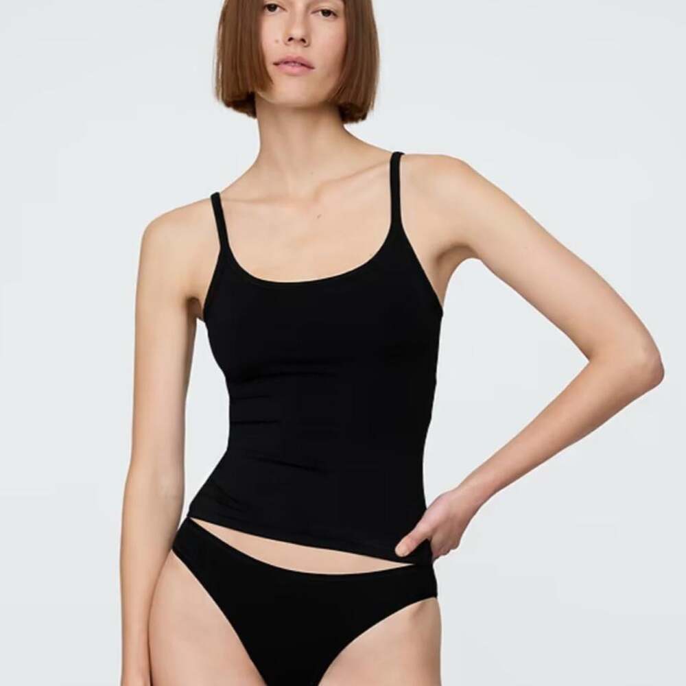 Skims Women's Black Vest